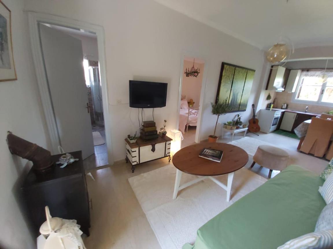 Eugenia Apartment เปรามา ภายนอก รูปภาพ