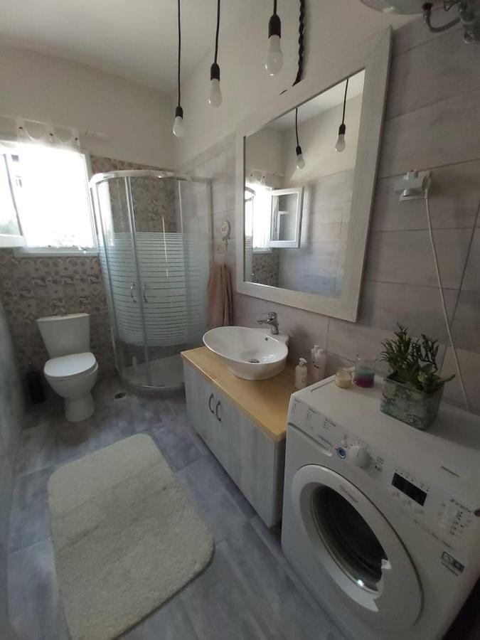 Eugenia Apartment เปรามา ภายนอก รูปภาพ