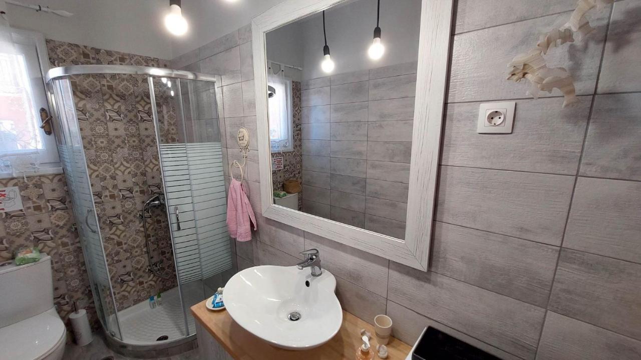 Eugenia Apartment เปรามา ภายนอก รูปภาพ